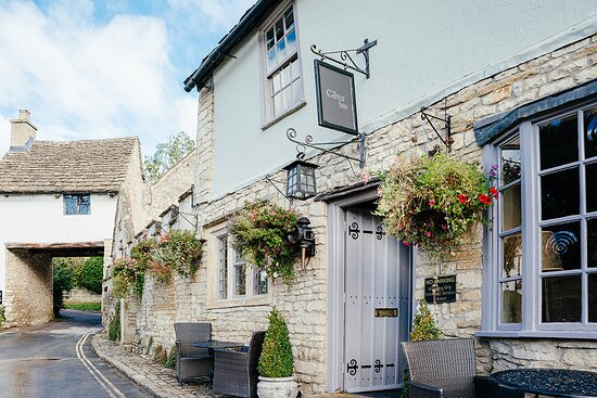 The Castle Inn exterior